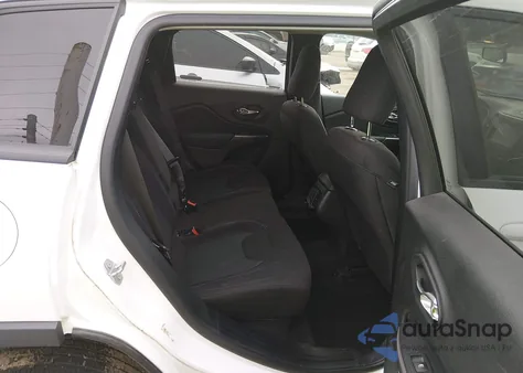 2020 Jeep Cherokee Latitude 4X4 from USA, damaged, VIN 1C4PJMCB3LD550435